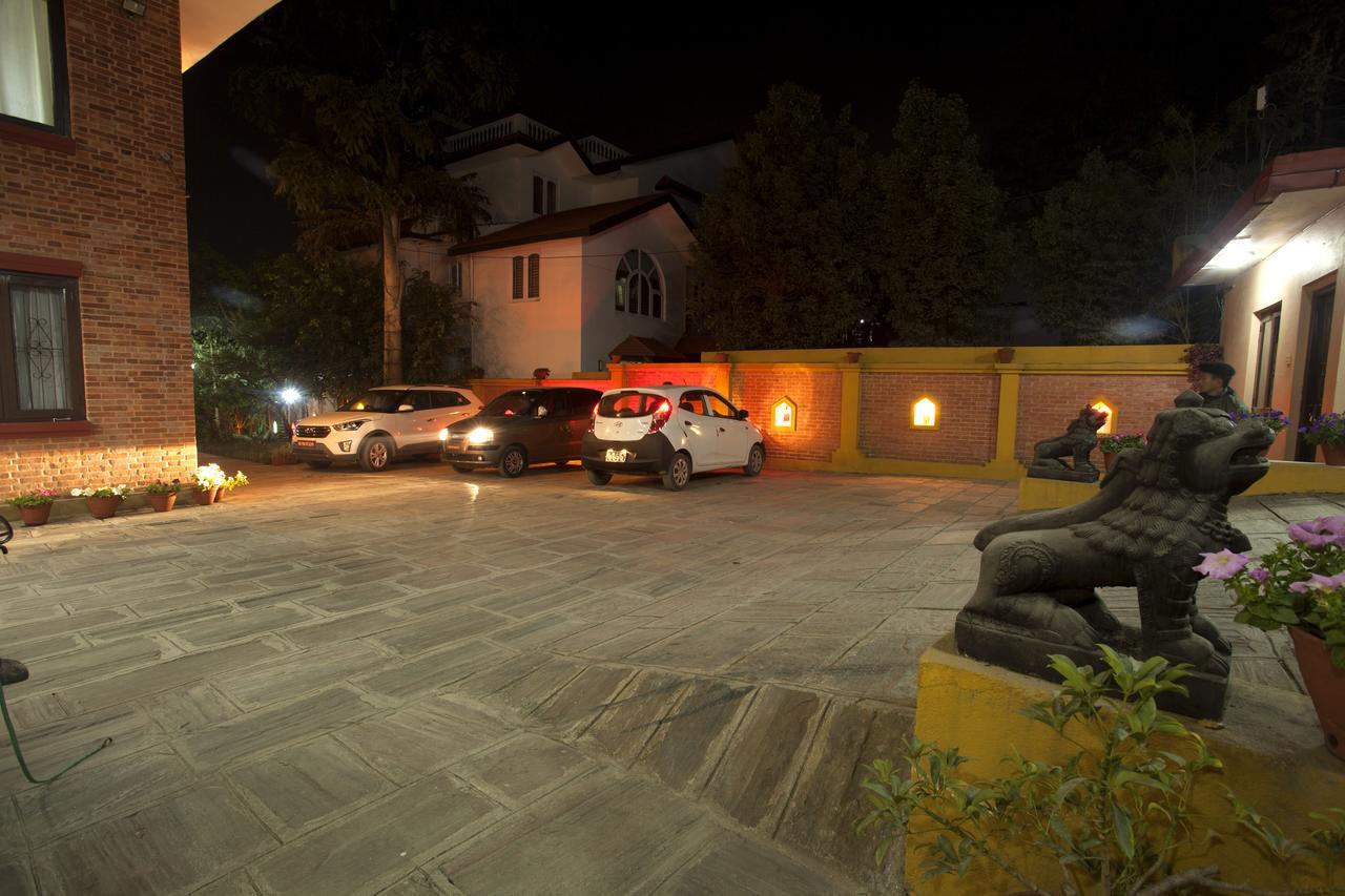 Royal Astoria Hotel Kathmandu Exterior foto